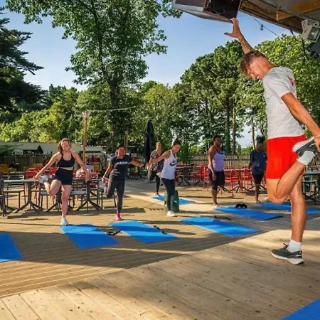 Zecamping Chiens Acceptes Espace Aquatique Et Bar Campsite La Baule-Escoublac