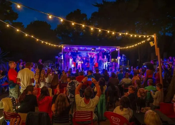 캠프장 Camping - Parc Aquatique - Ccafhb0