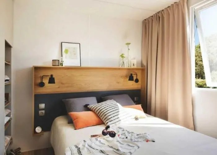 Camping - Parc Aquatique - Ccafhb0 Campsite